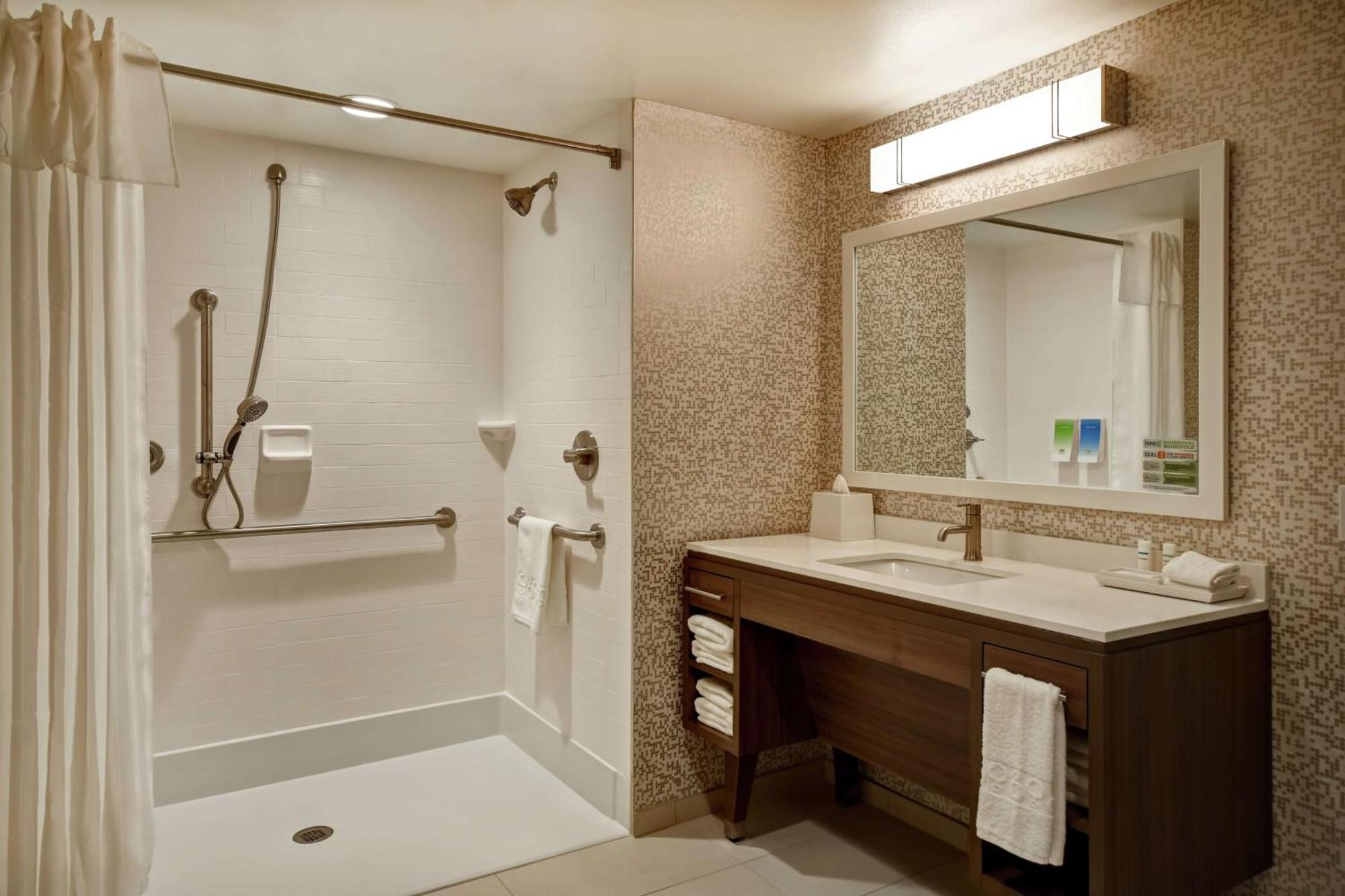 Home2 Suites By Hilton Terre Haute Exterior photo