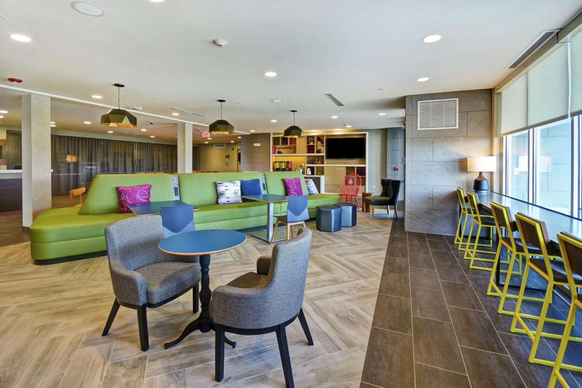 Home2 Suites By Hilton Terre Haute Exterior photo